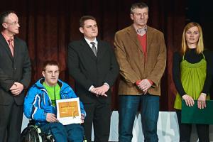 Predsednik ŠZ Šentjur Vladimir Artnak, športnik leta 2012 Henrik Plank, župan mag. Marko Diaci, trener najboljše ekipe 2012 Damjan Novaković in športnica leta 2012 Mojca Pišek